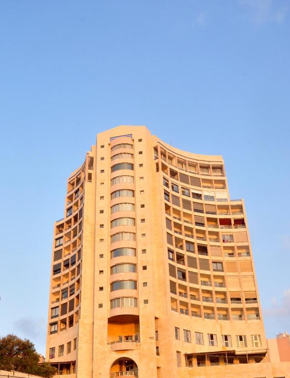 Hotel Blue Weiss Нетания Екстериор снимка